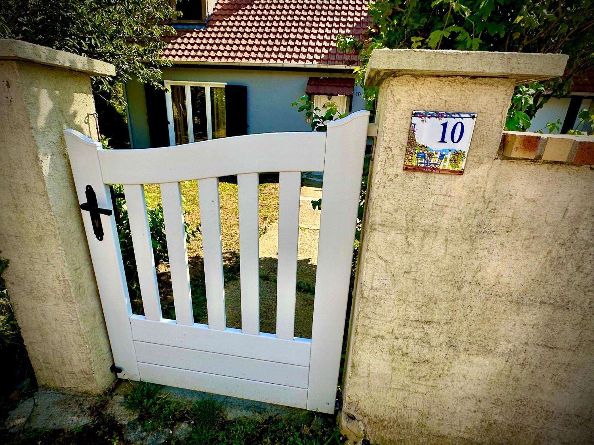 Vacation House In Quiet Village Congerville-Thionville Extérieur photo